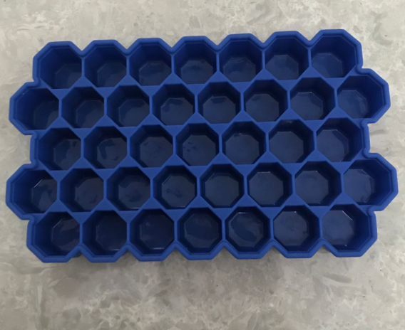 Ice tray