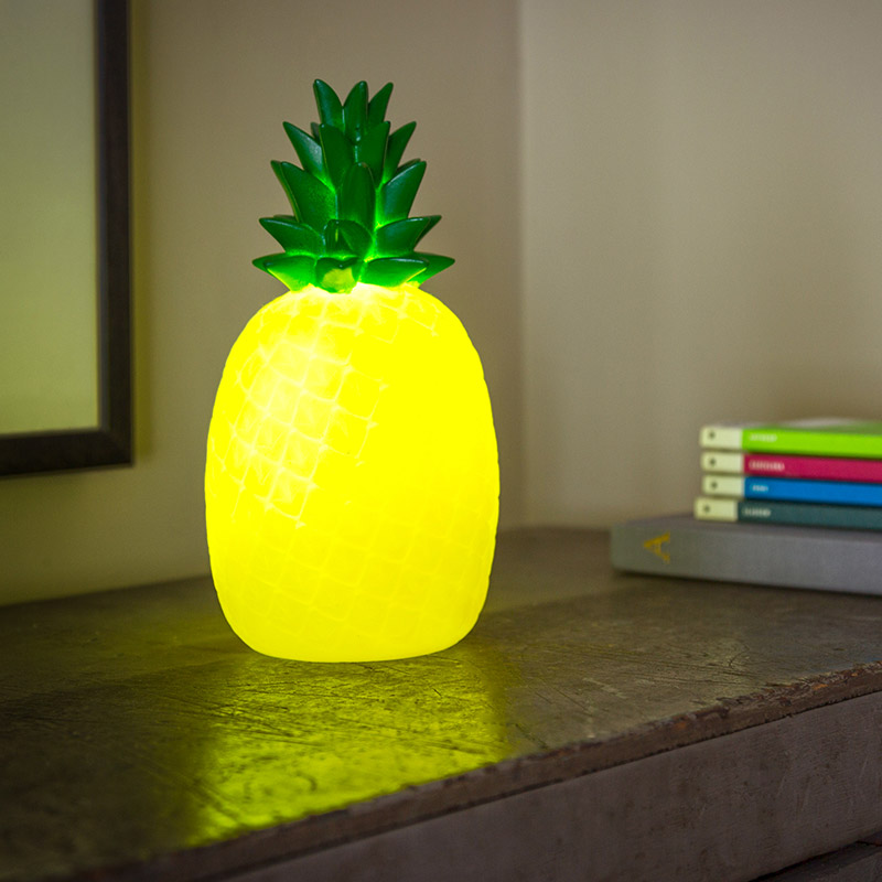 Pineapple lamp